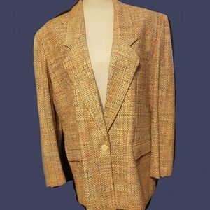 Vintage Oversized Peachy Tweed Suit Jacket!